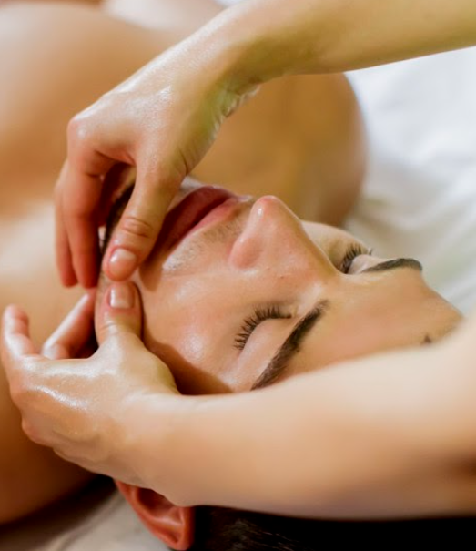 AYUR HASTA AYURVEDA CLINIC